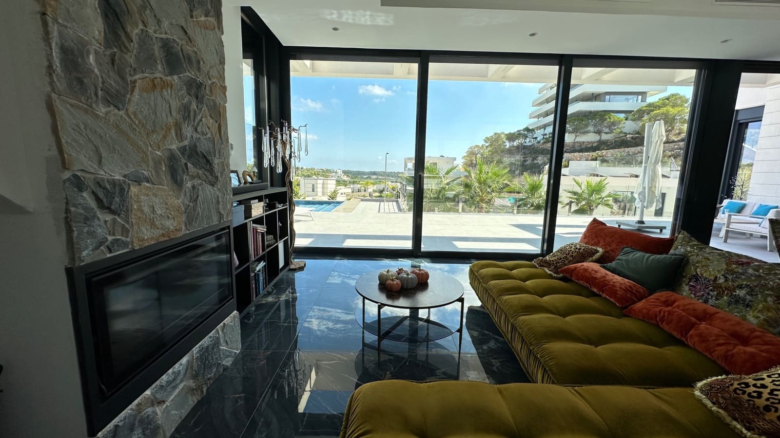 6 camera da letto Villa in vendita in Las Colinas Golf con piscina garage - 2.350.000 € (Rif: 8930581)