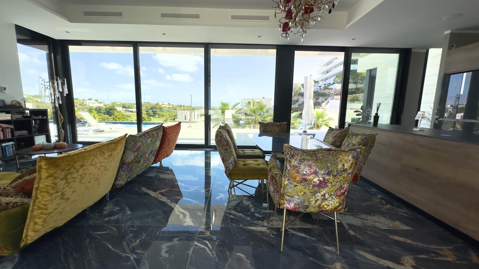 6 camera da letto Villa in vendita in Las Colinas Golf con piscina garage - 2.350.000 € (Rif: 8930581)