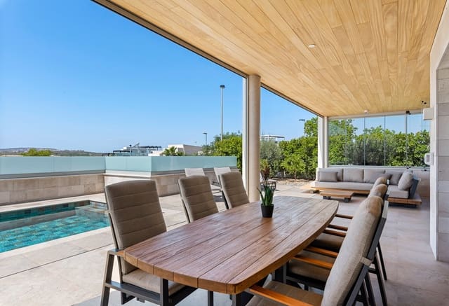 4 sypialnia Willa na sprzedaż w Benijófar z basenem garażem - 1 495 000 € (Ref: 8930592)