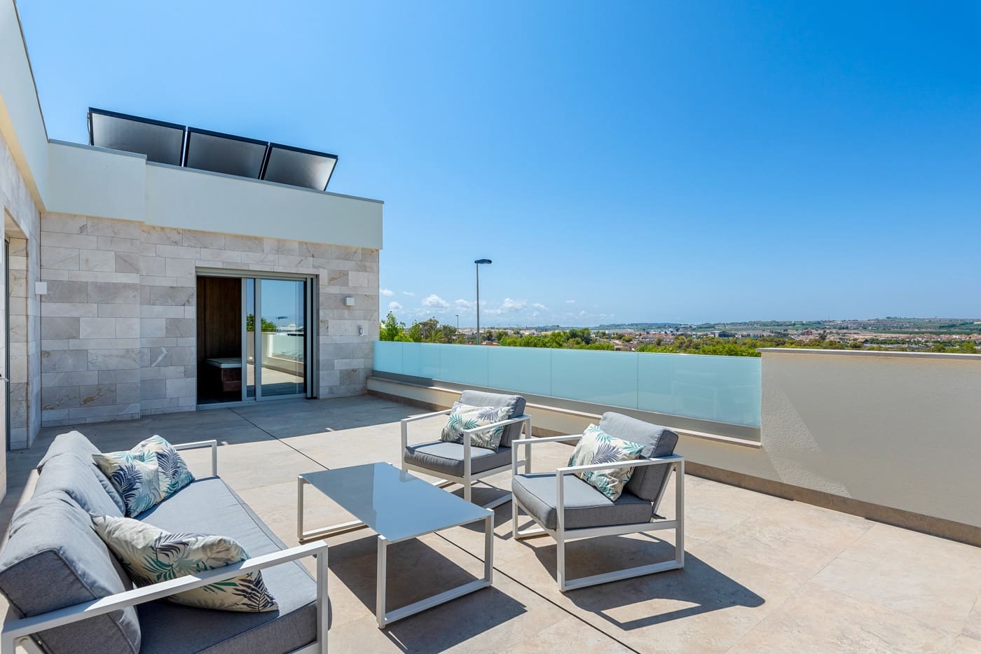 4 sypialnia Willa na sprzedaż w Benijofar z basenem garażem - 1 495 000 € (Ref: 8930592)