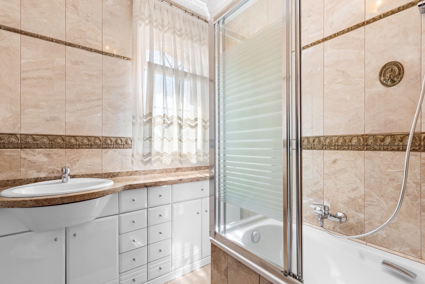 6 slaapkamer Villa te koop in Playa Flamenca met zwembad garage - € 2.095.000 (Ref: 8930596)