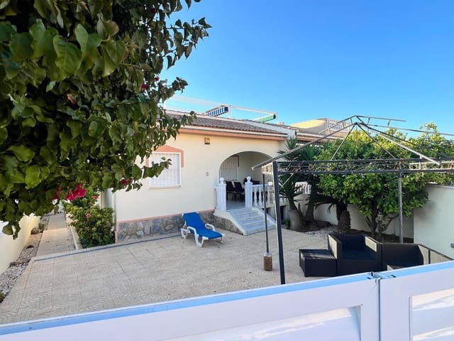 3 chambre Villa/Maison Semi-Mitoyenne à vendre à Doña Pepa, Rojales avec piscine - 245 000 € (Ref: 8944637)