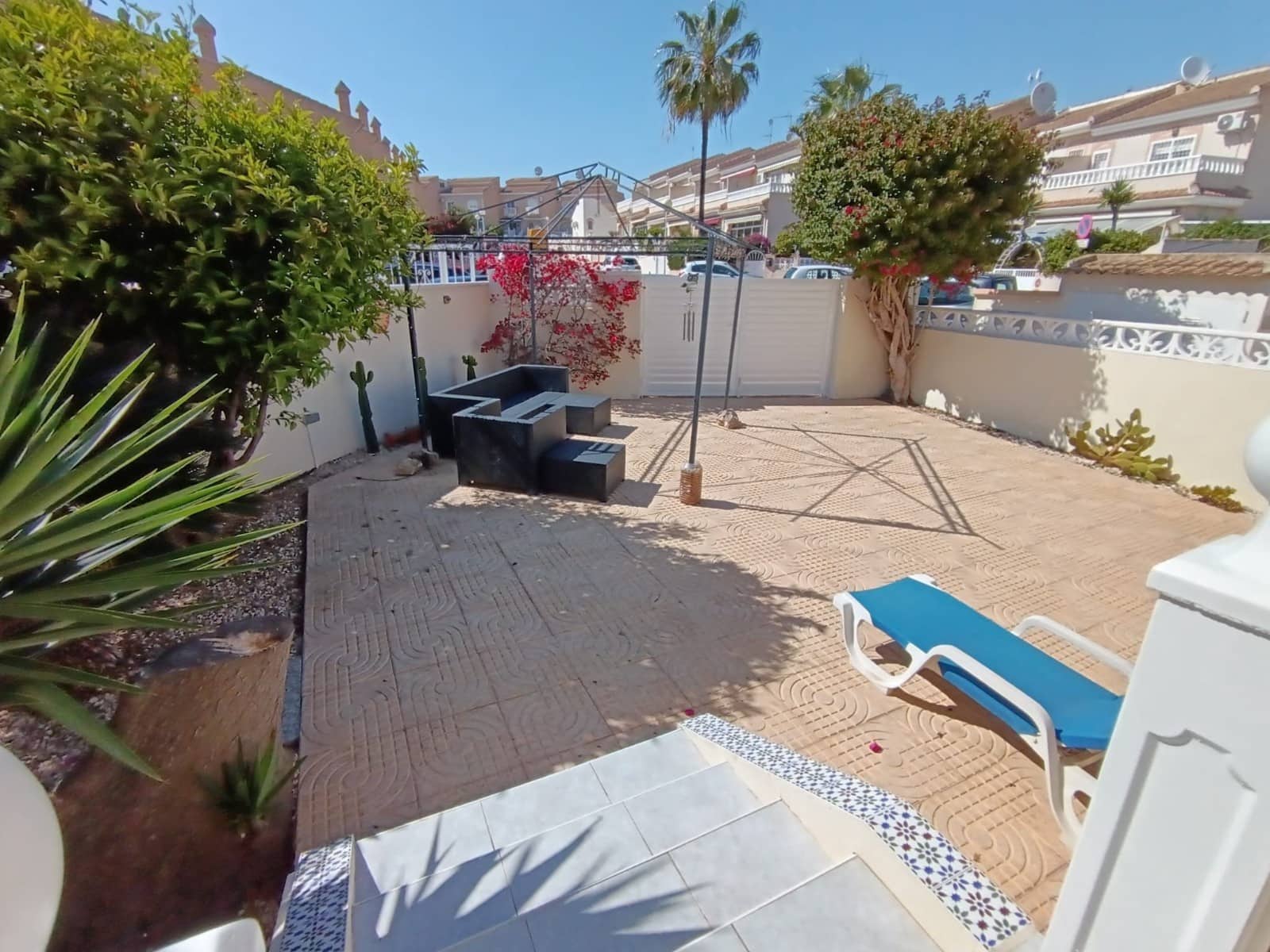 3 chambre Villa/Maison Semi-Mitoyenne à vendre à Dona Pepa avec piscine - 245 000 € (Ref: 8944637)