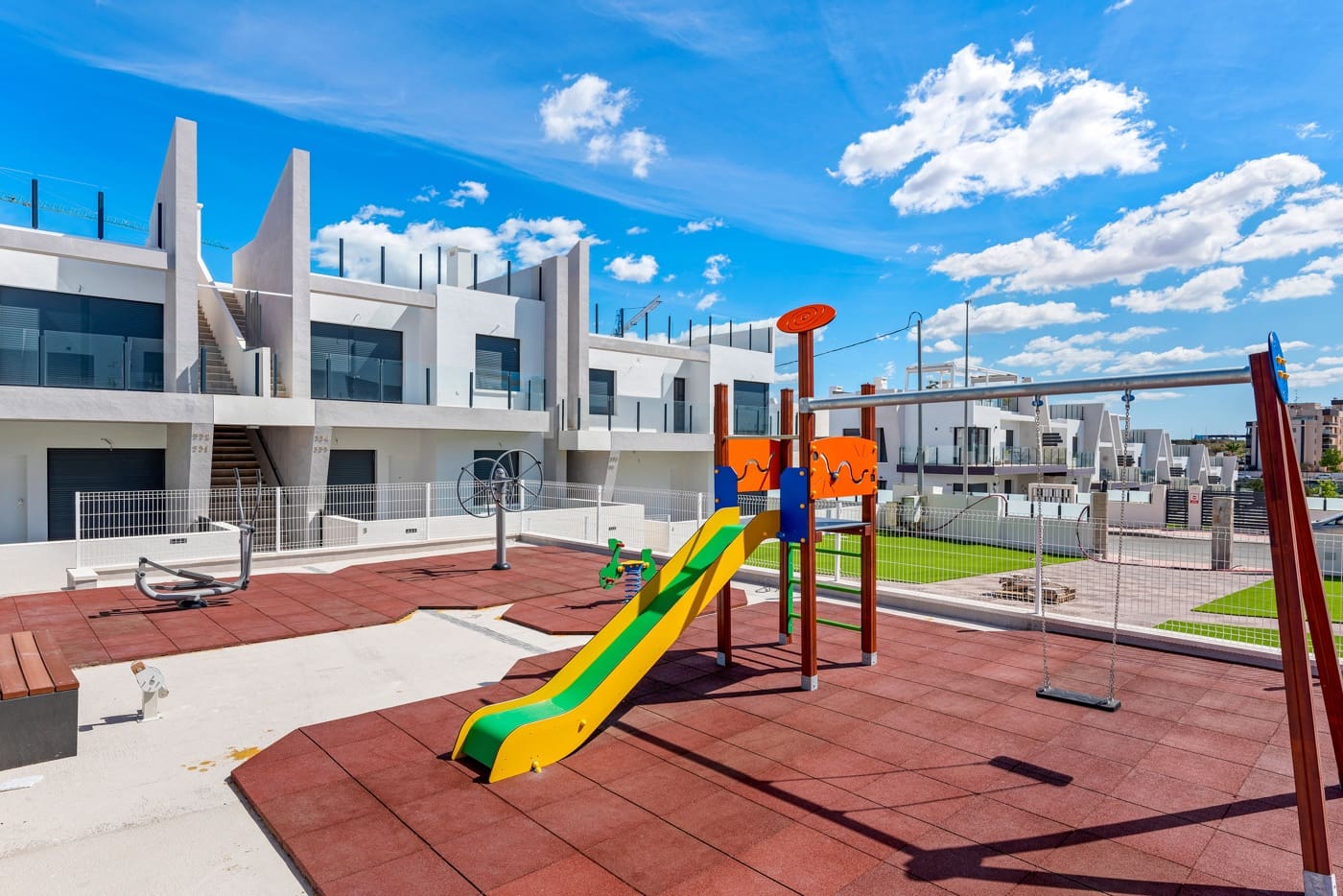 2 bedroom Apartment for sale in San Miguel de Salinas with pool - € 219,000 (Ref: 8951317)