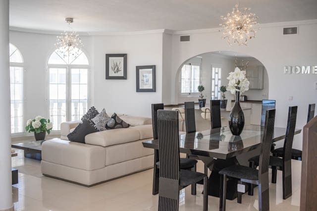 6 chambre Villa/Maison à vendre à Ciudad Quesada, Rojales avec piscine - 1 100 000 € (Ref: 8956068)