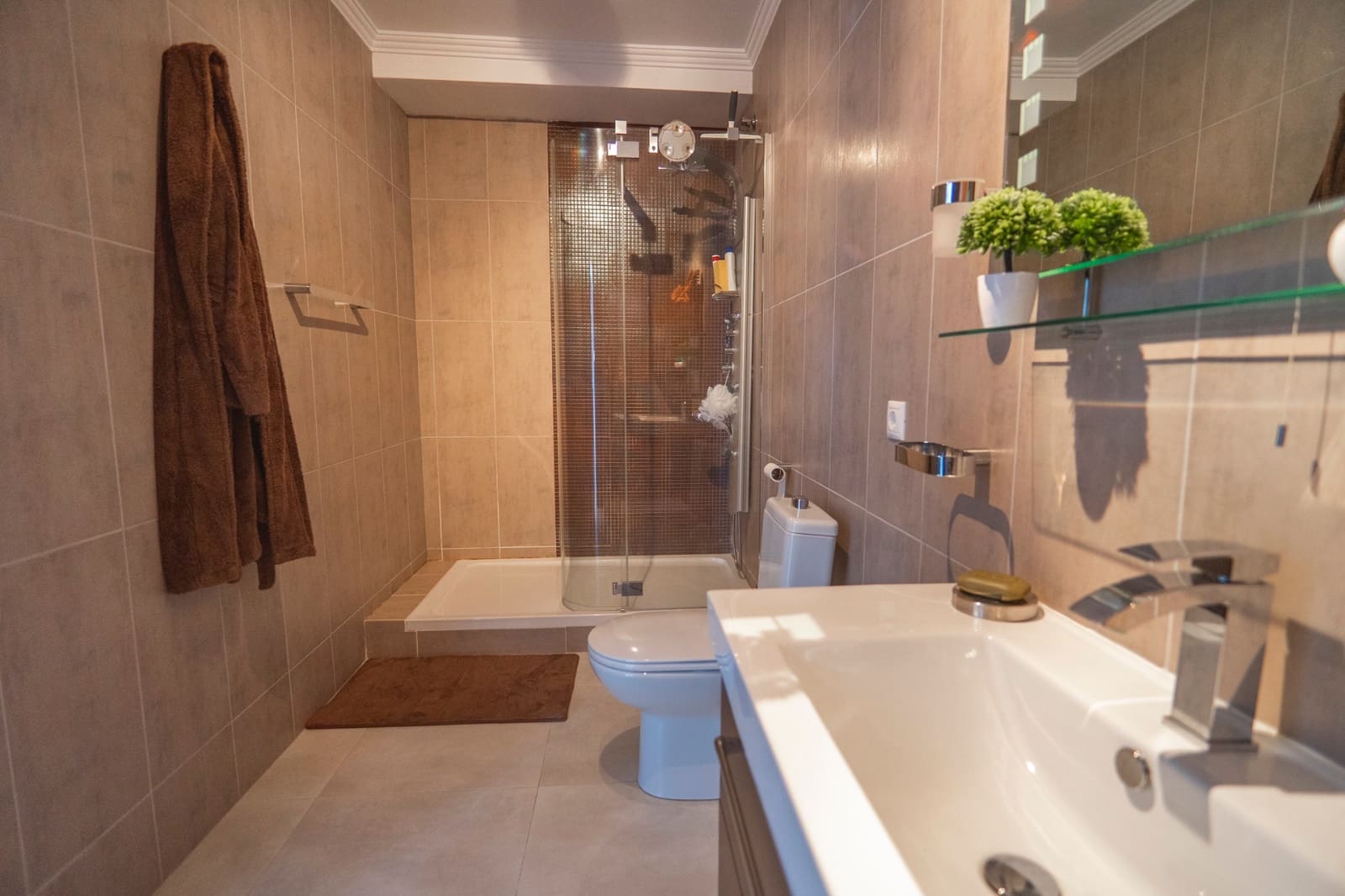 6 bedroom Villa for sale in Ciudad Quesada with pool - € 1,100,000 (Ref: 8956068)