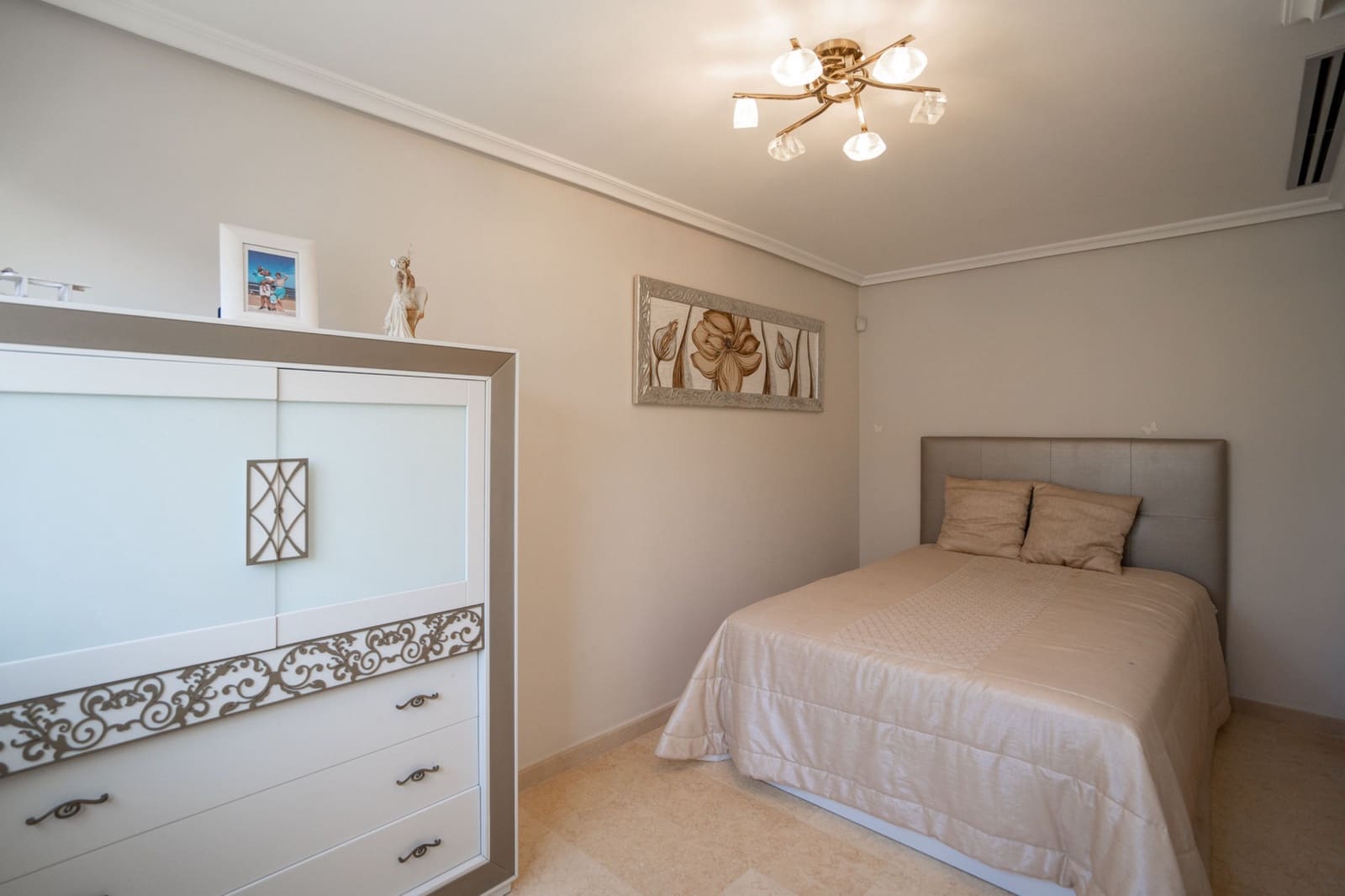 5 bedroom Villa for sale in La Mata with pool - € 1,170,000 (Ref: 8960440)