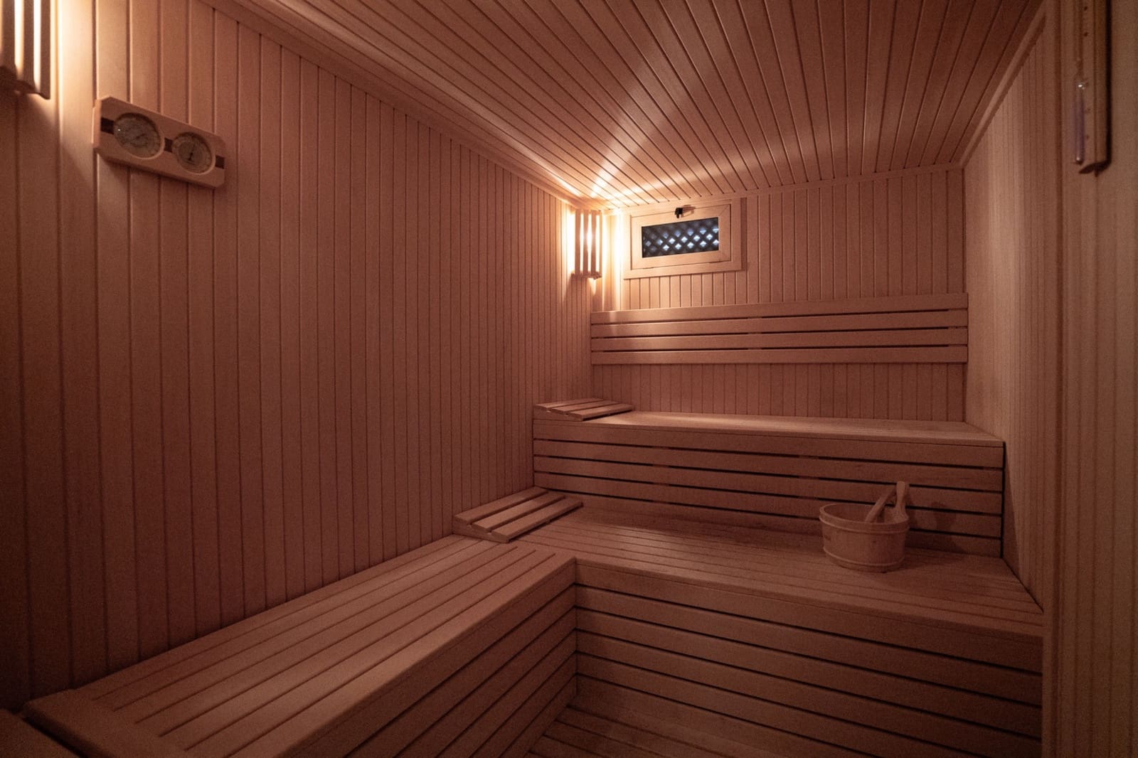 5 bedroom Villa for sale in La Mata with pool - € 1,170,000 (Ref: 8960440)