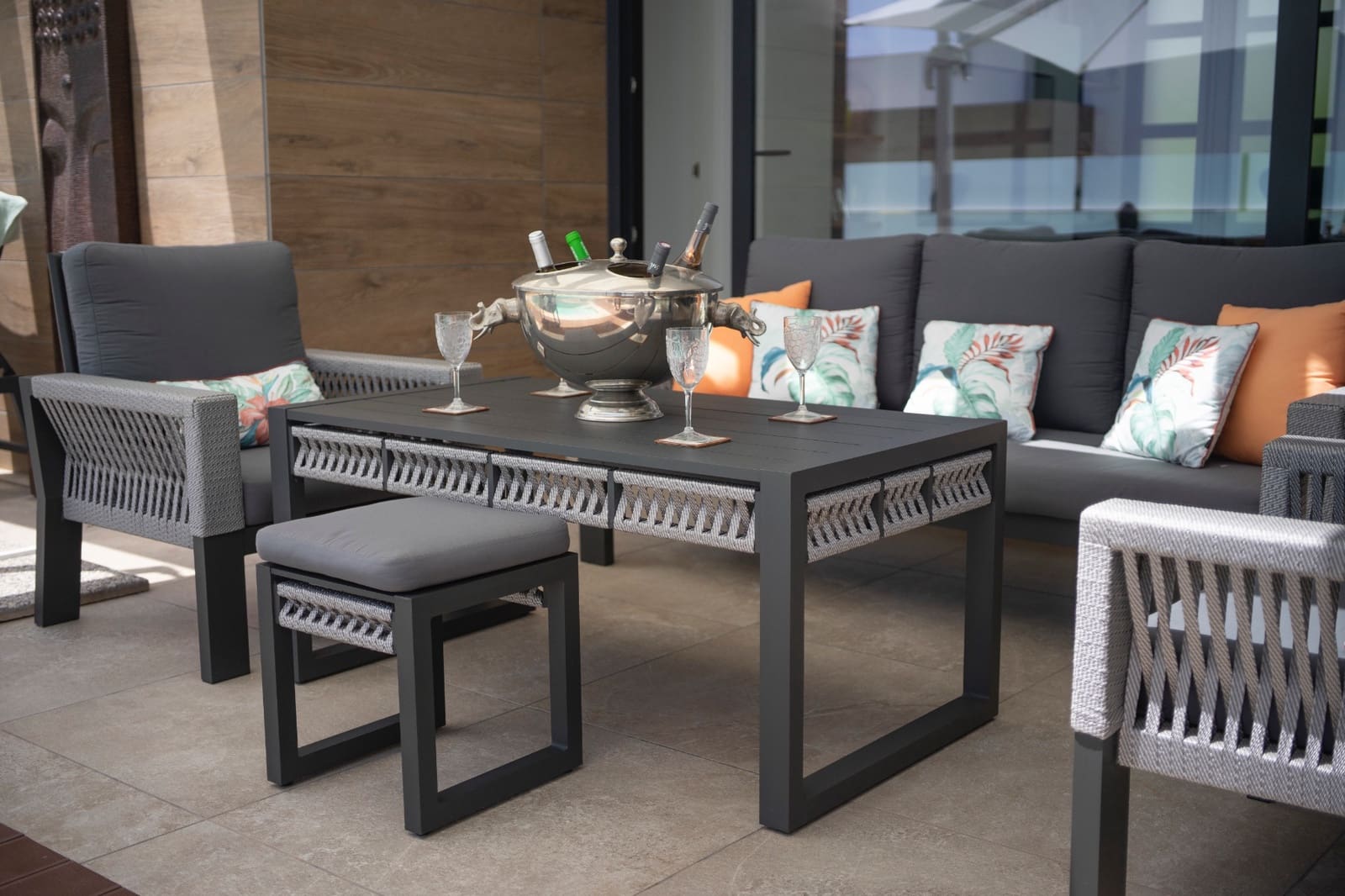 4 bedroom Villa for sale in Ciudad Quesada with pool - € 975,000 (Ref: 9000305)