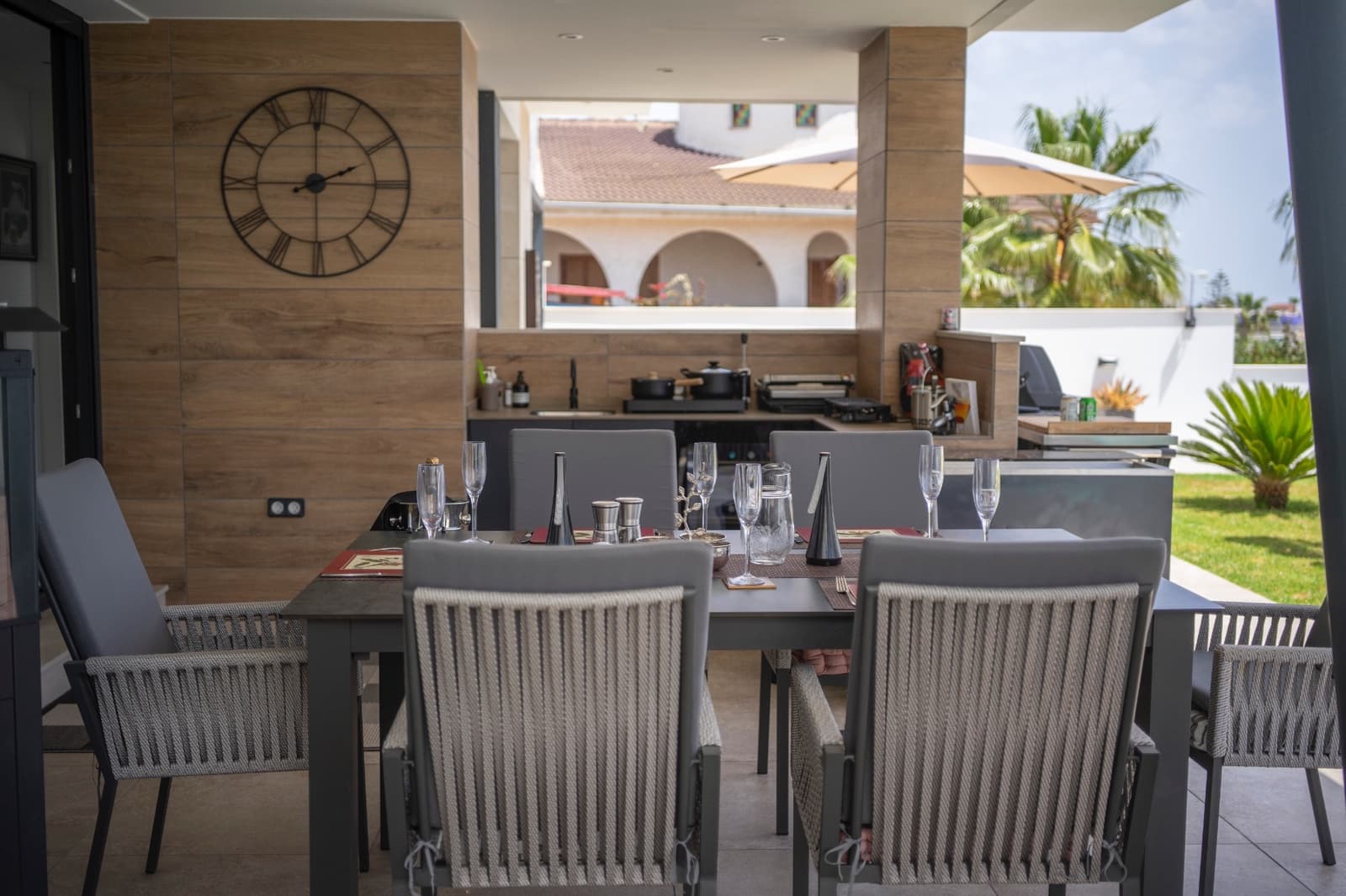 4 bedroom Villa for sale in Ciudad Quesada with pool - € 975,000 (Ref: 9000305)