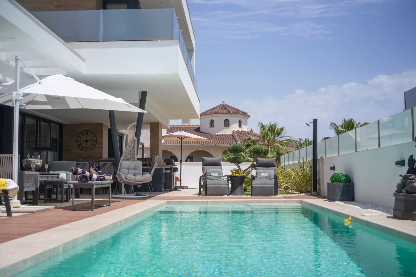 4 bedroom Villa for sale in Ciudad Quesada with pool - € 975,000 (Ref: 9000305)