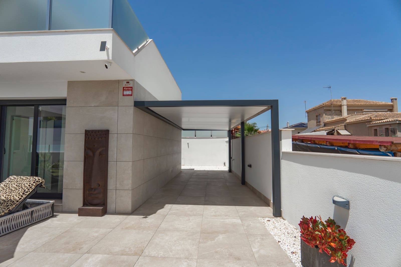 4 bedroom Villa for sale in Ciudad Quesada with pool - € 975,000 (Ref: 9000305)