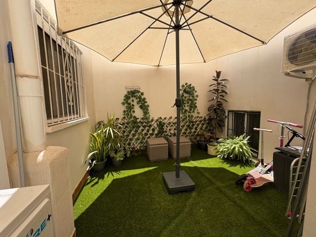 4 chambre Appartement à vendre à Centro, Torrevieja - 209 000 € (Ref: 9016789)