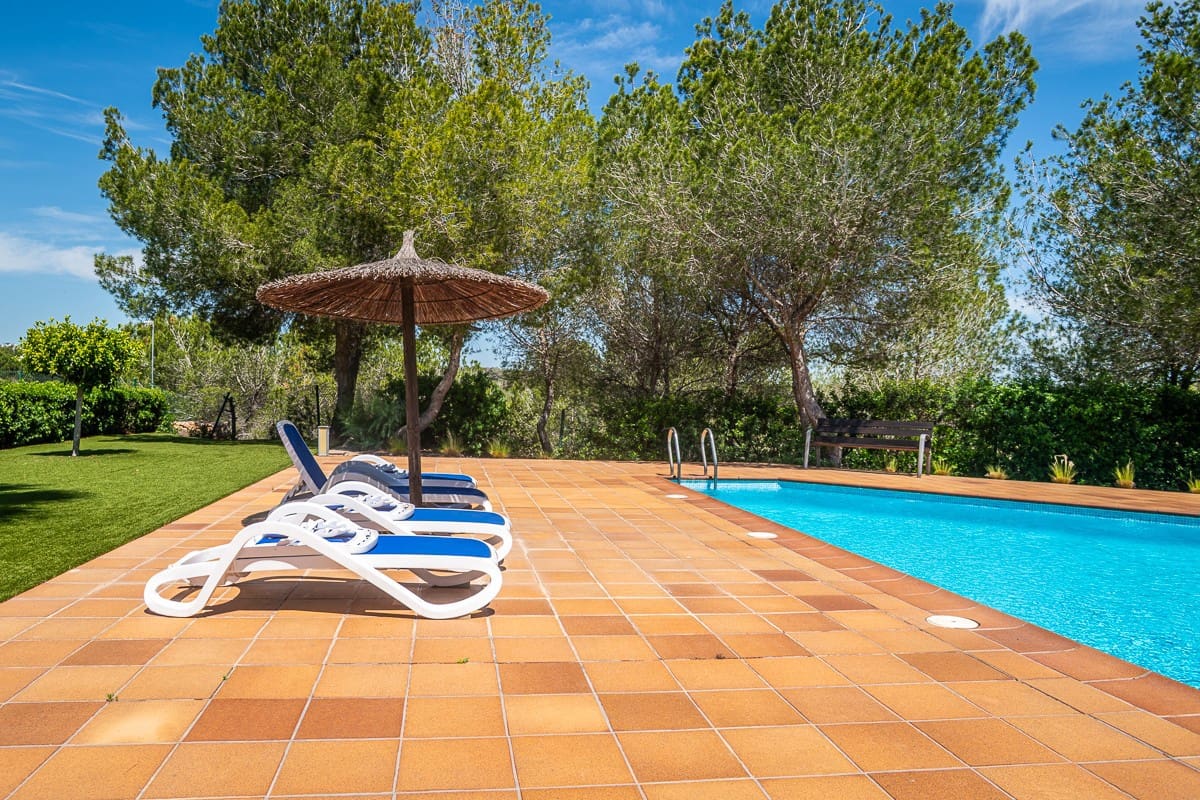 3 soveværelse Villa til salg i San Miguel de Salinas med swimmingpool - € 525.000 (Ref: 9024073)