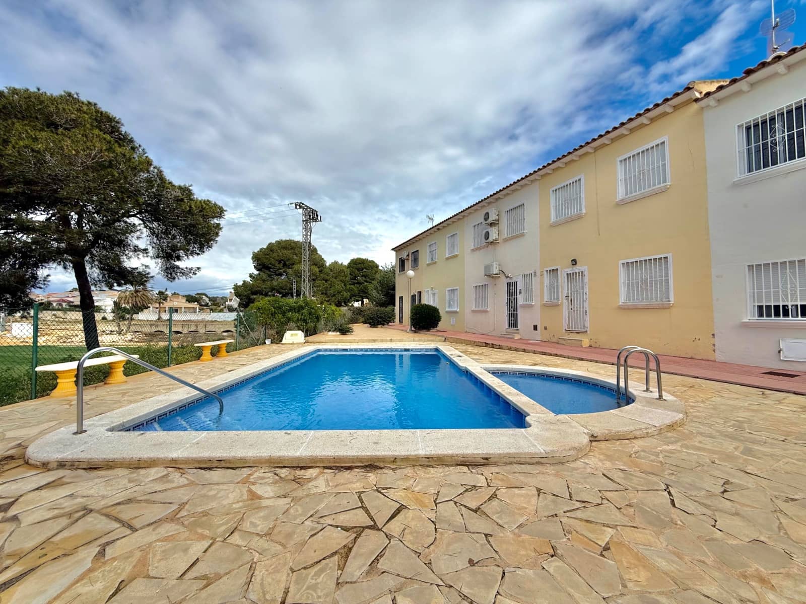 2 bedroom Apartment for sale in Lo Pepin with pool - € 115,000 (Ref: 9041035)