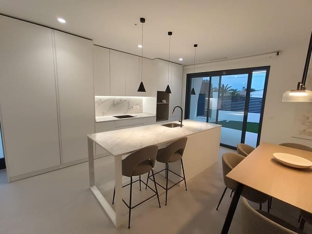 3 quarto Moradia para venda em Ciudad Quesada, Rojales com piscina - 690 000 € (Ref: 9041369)