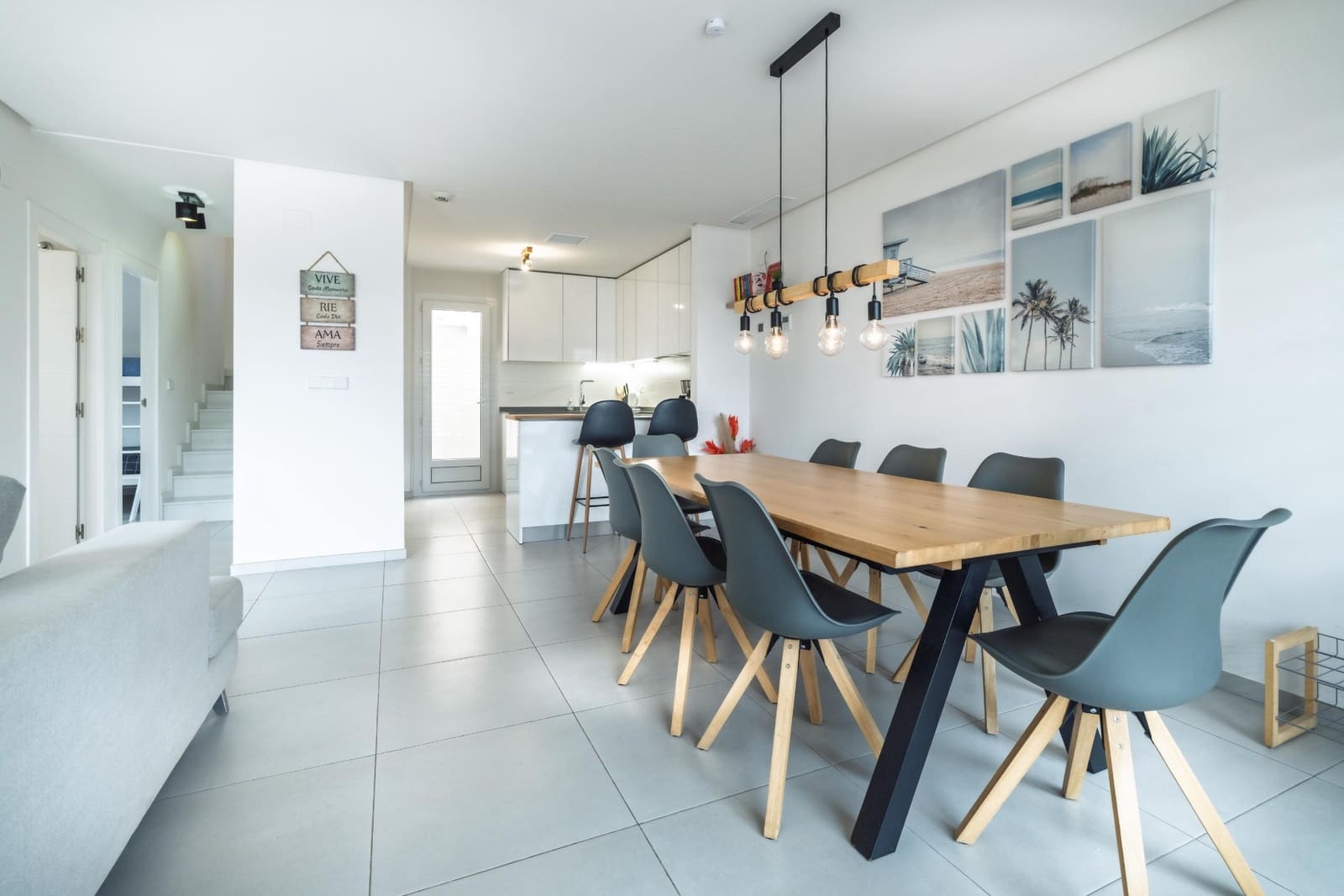 3 soveværelse Semi-Rækkehus til salg i Aguas Nuevas med swimmingpool - € 299.900 (Ref: 9060204)