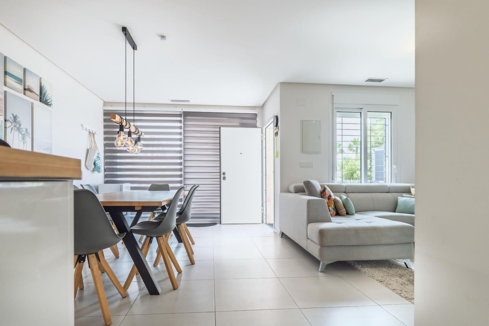 3 soveværelse Semi-Rækkehus til salg i Aguas Nuevas med swimmingpool - € 299.900 (Ref: 9060204)