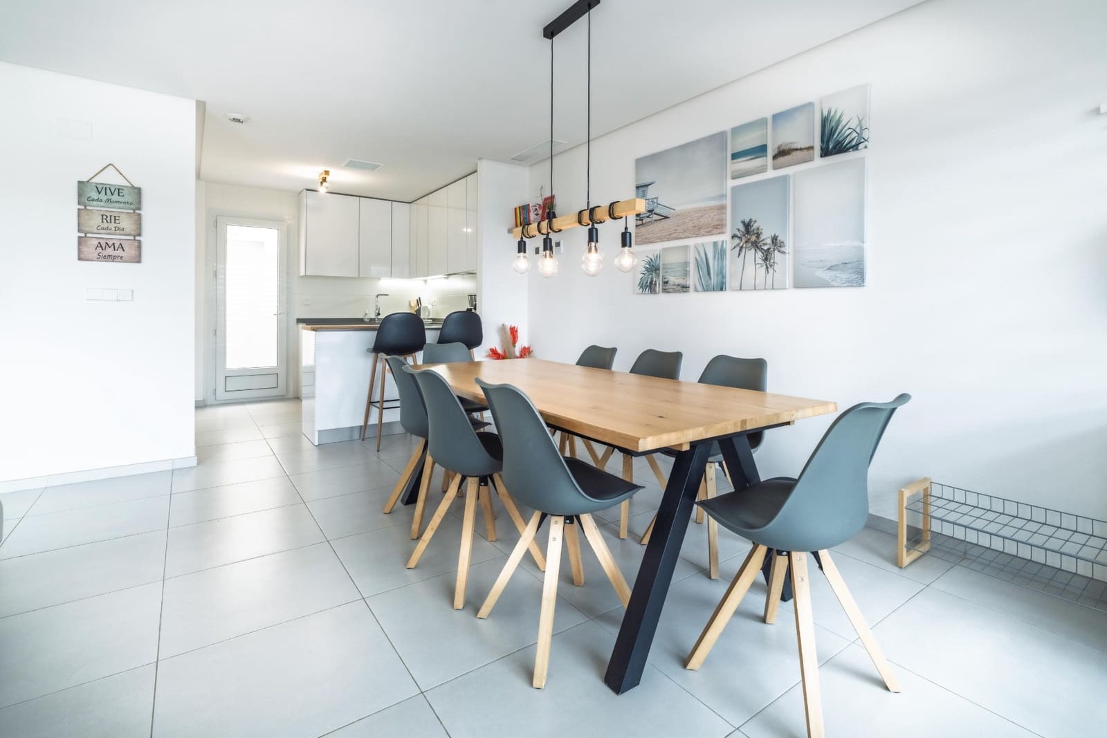 3 soveværelse Semi-Rækkehus til salg i Aguas Nuevas med swimmingpool - € 299.900 (Ref: 9060204)