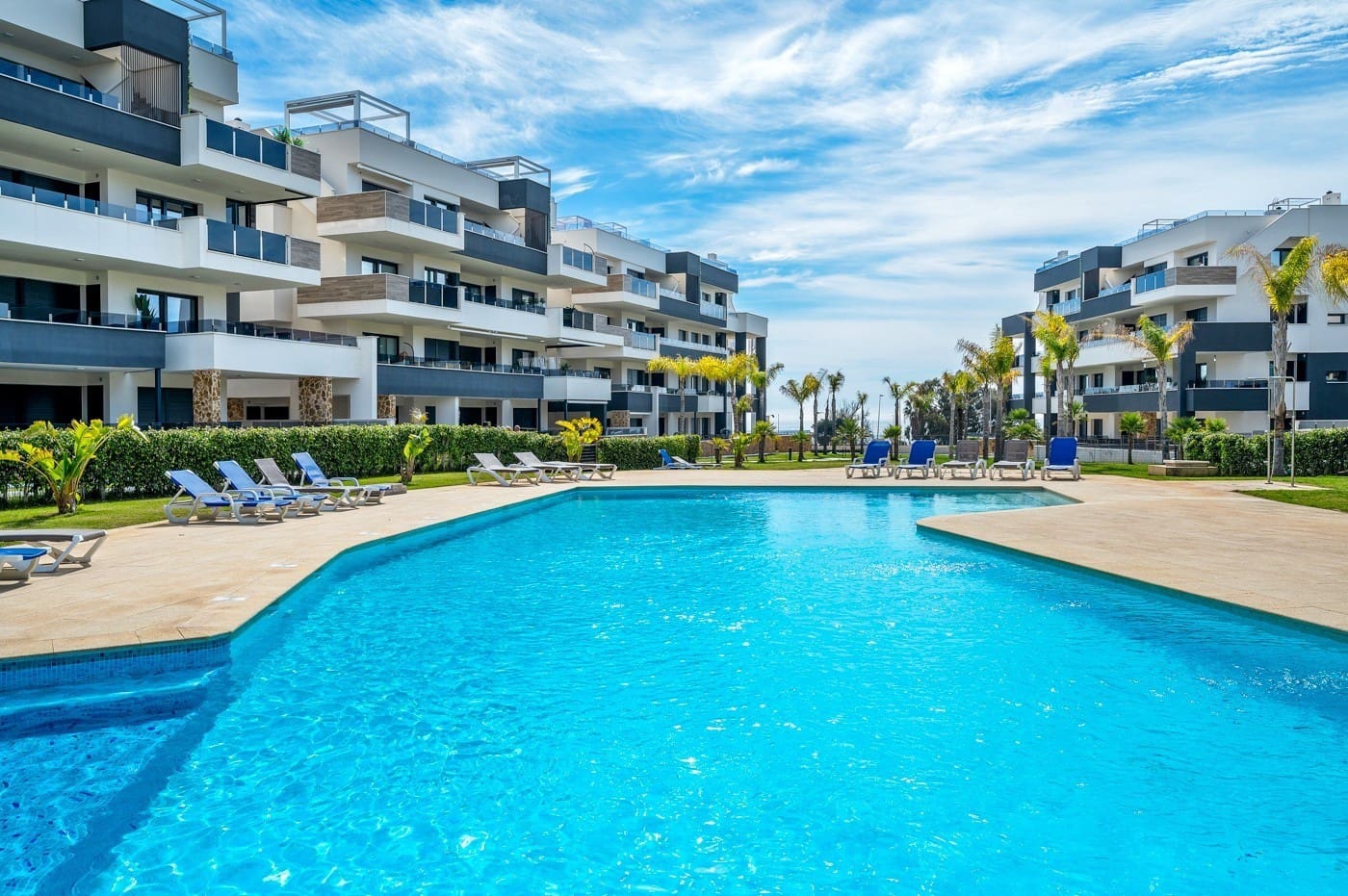 2 chambre Appartement à vendre à Playa Flamenca avec piscine garage - 595 000 € (Ref: 9060208)