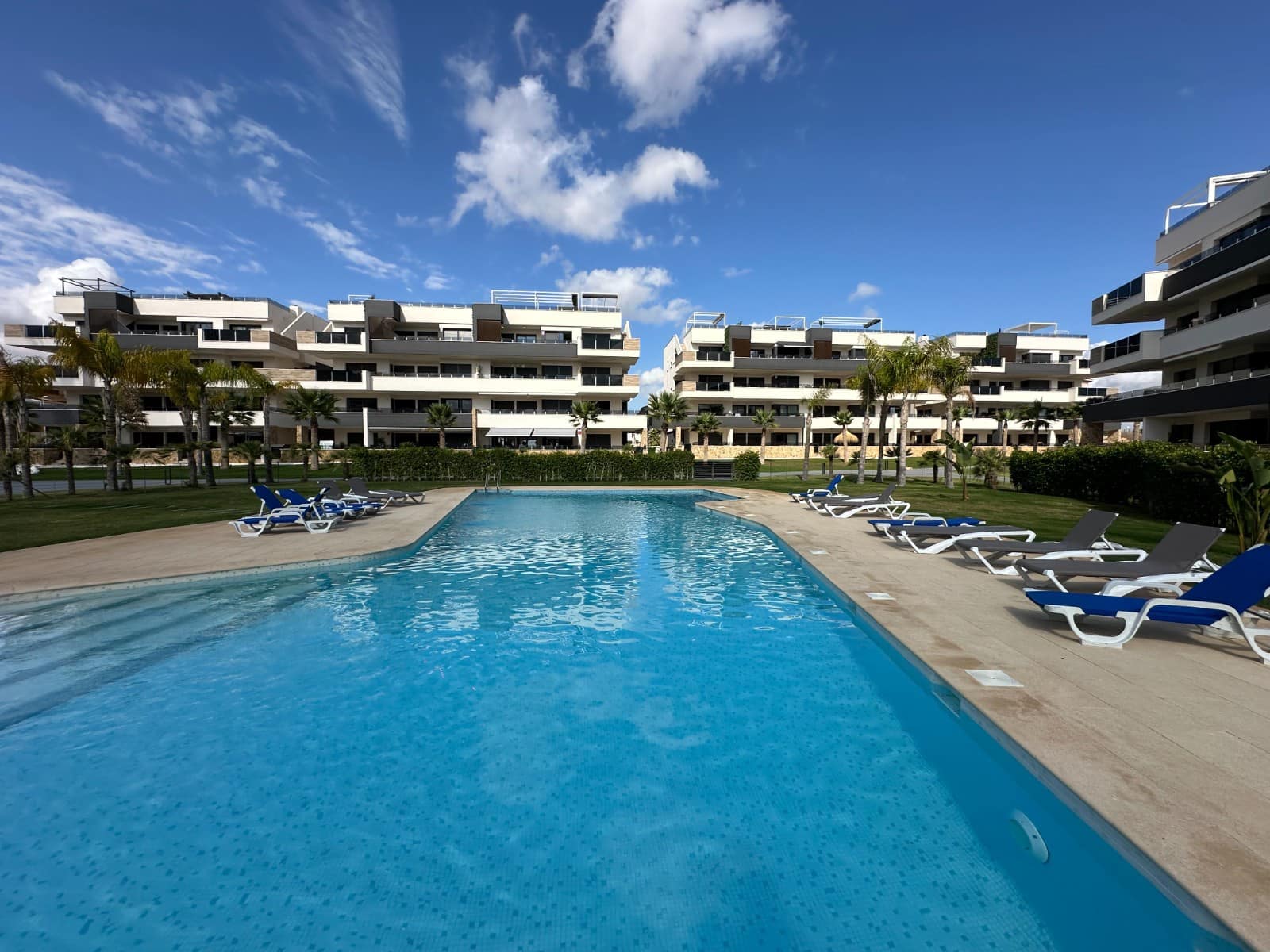 2 chambre Appartement à vendre à Playa Flamenca avec piscine garage - 595 000 € (Ref: 9060208)