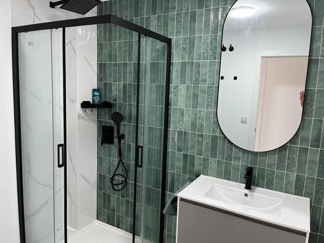 2 Zimmer Apartment zu verkaufen in San Miguel de Salinas mit Pool - 250.000 € (Ref: 9074854)