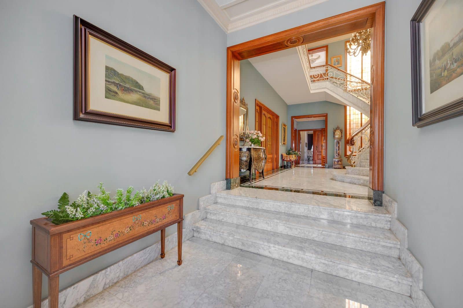 12 soveværelse Villa til salg i Callosa de Segura med swimmingpool garage - € 1.065.000 (Ref: 9077775)