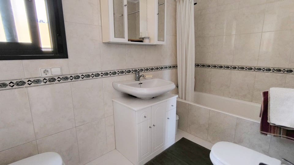 3 sovrum Hus till salu i Dona Pepa med pool - 290 000 € (Ref: 9082430)