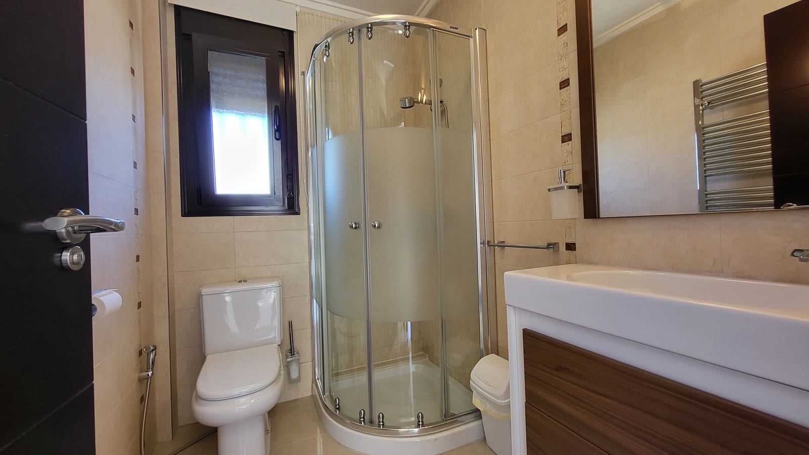 4 makuuhuone Huvila myytävänä paikassa Dona Pepa mukana uima-altaan - 565 000 € (Ref: 9091936)