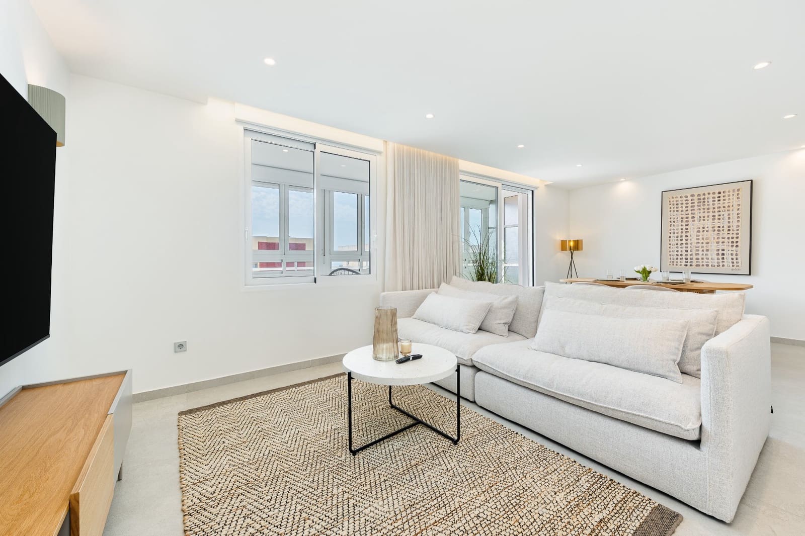 Apartamento de 3 habitaciones en Torrevieja en venta con garaje - 319.000 € (Ref: 9104674)