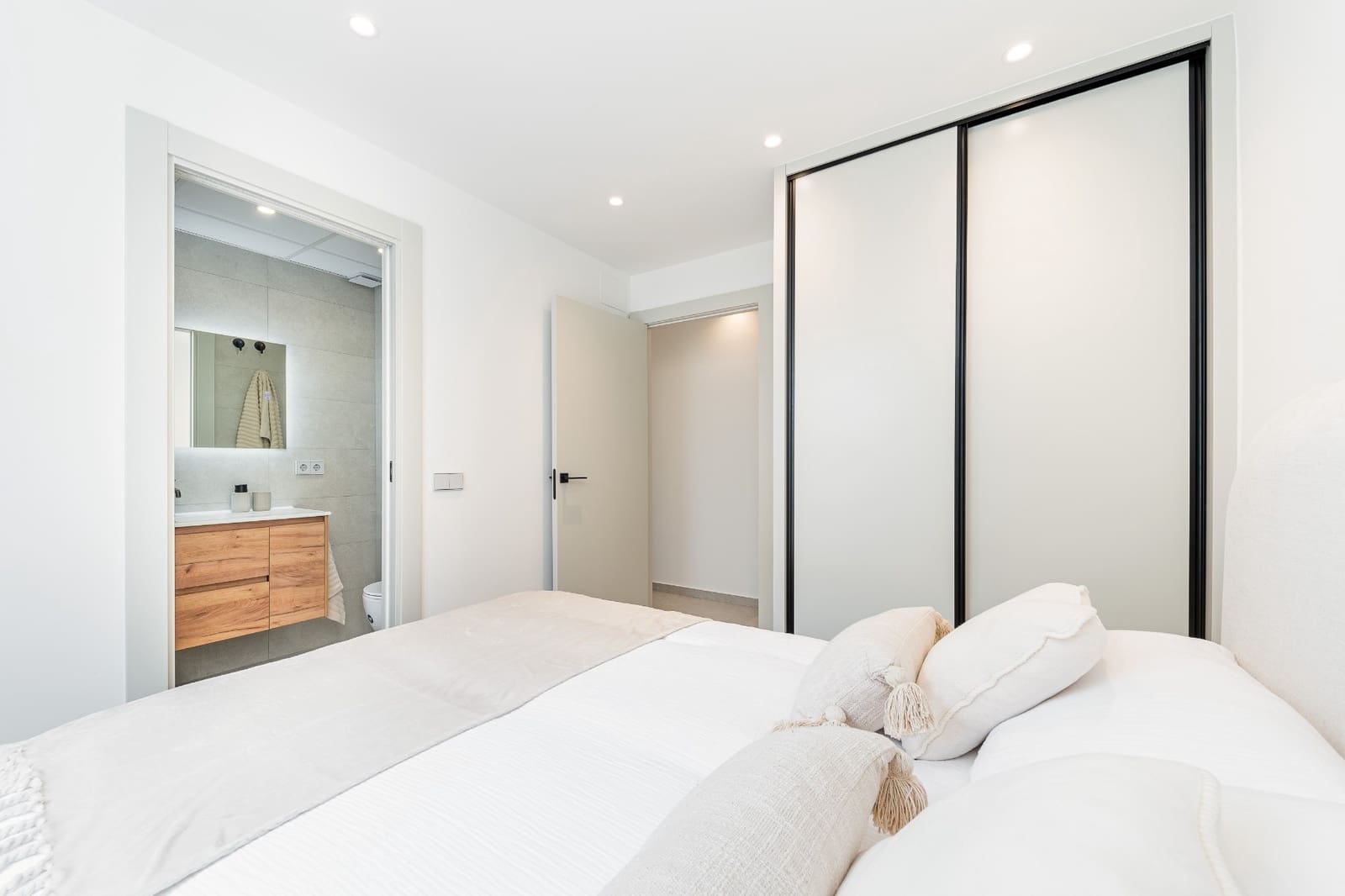 Apartamento de 3 habitaciones en Torrevieja en venta con garaje - 319.000 € (Ref: 9104674)