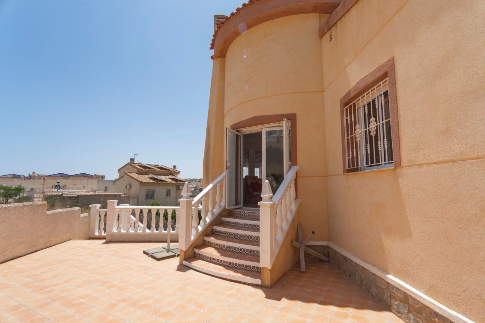 3 quarto Moradia para venda em La Marquesa com piscina - 299 000 € (Ref: 9107945)