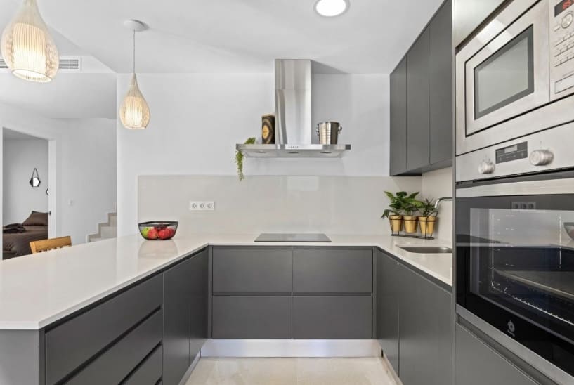 3 bedroom Villa for sale in San Miguel de Salinas with pool - € 355,000 (Ref: 9113977)