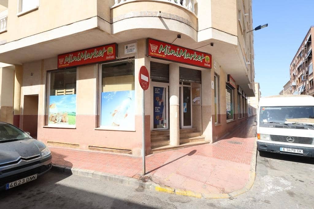 Commercieel te koop in Torrevieja - € 250.000 (Ref: 9115876)