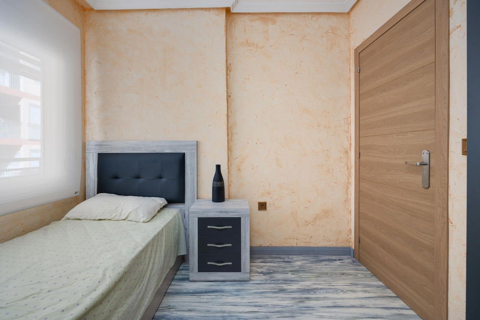 3 bedroom Apartment for sale in Torrevieja with pool - € 249,969 (Ref: 9142696)