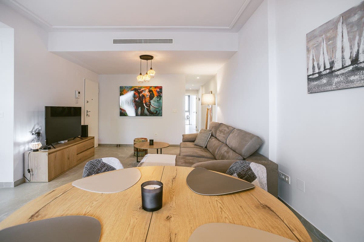 2 bedroom Apartment for sale in Torrevieja with pool garage - € 279,000 (Ref: 9165607)