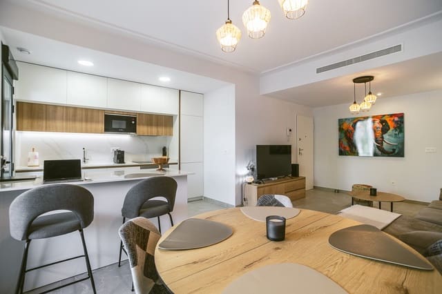 2 bedroom Apartment for sale in Las Piscinas Naturales, Torrevieja with pool garage - € 279,000 (Ref: 9165607)