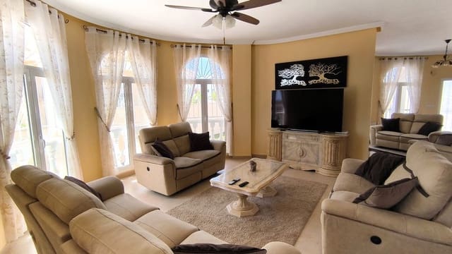 4 sypialnia Willa na sprzedaż w Ciudad Quesada, Rojales z basenem - 674 950 € (Ref: 9167385)