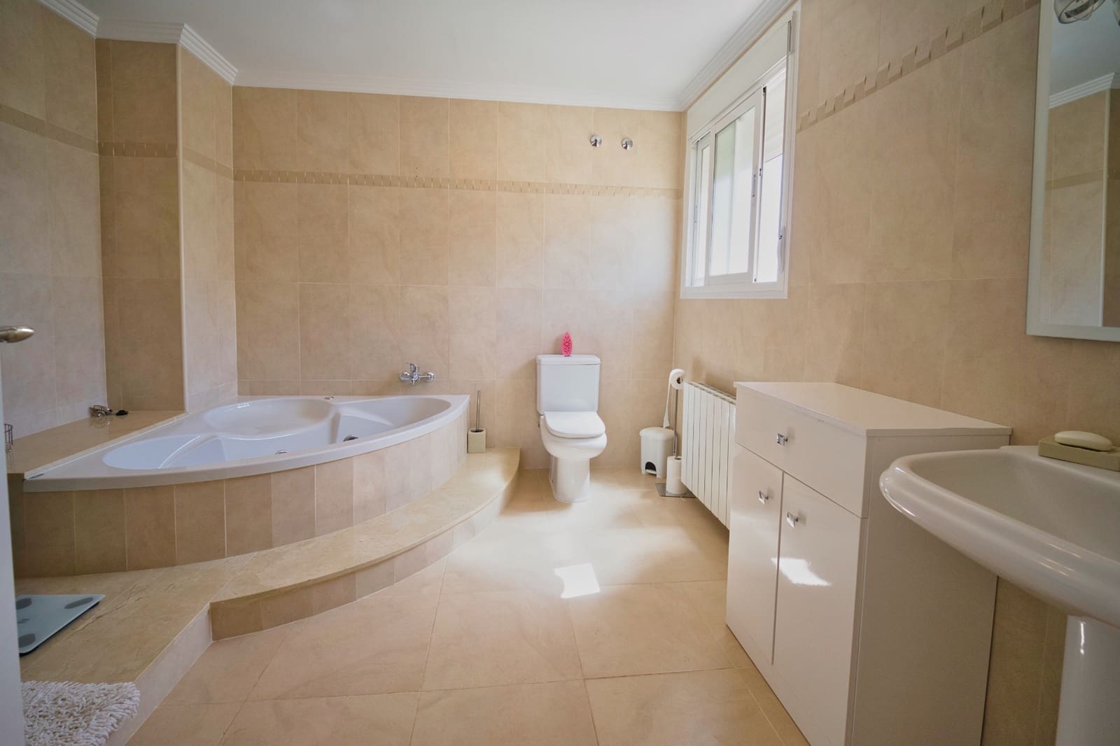 4 soveværelse Villa til salg i Ciudad Quesada med swimmingpool - € 645.950 (Ref: 9167385)