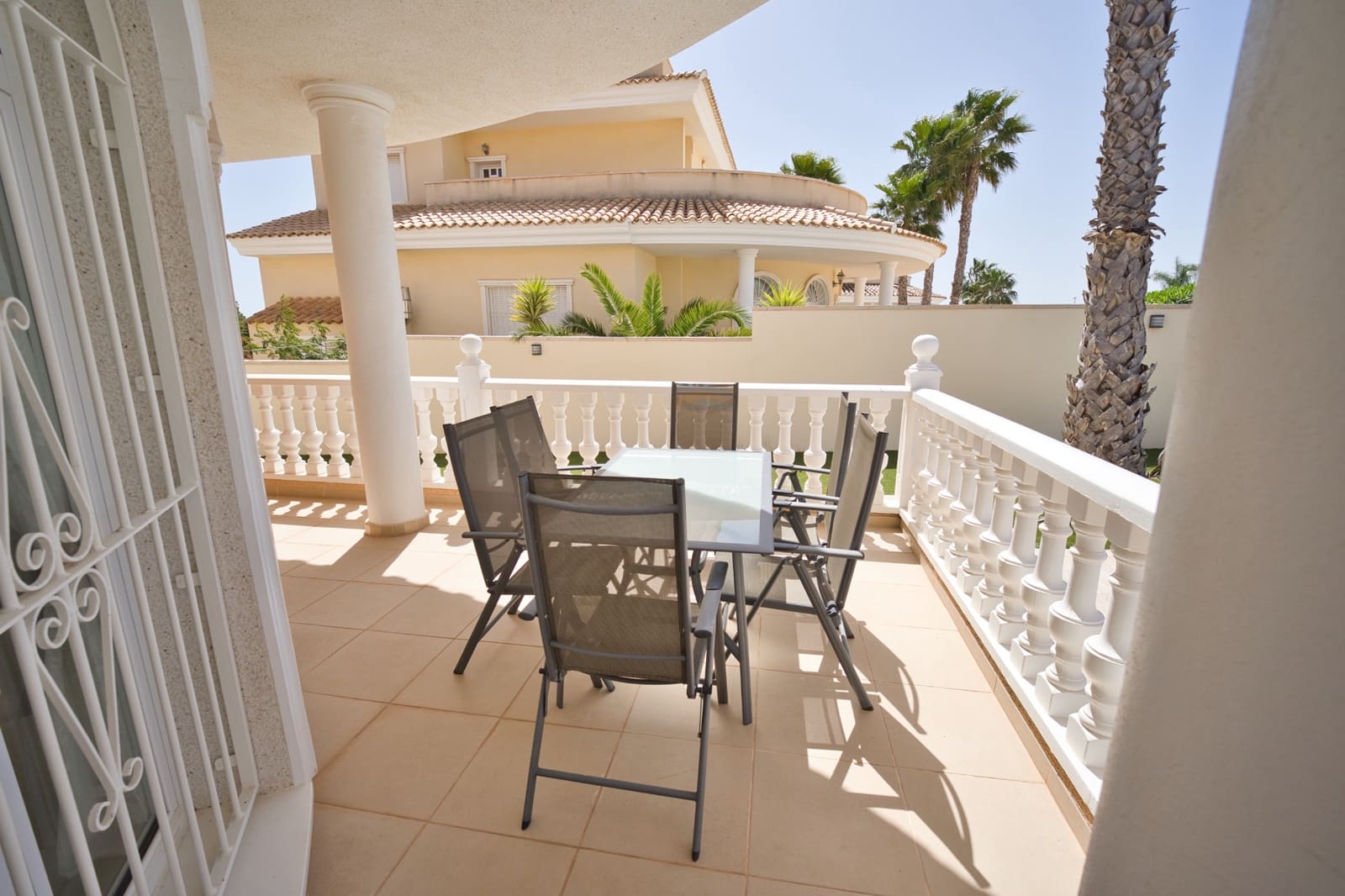 4 soveværelse Villa til salg i Ciudad Quesada med swimmingpool - € 645.950 (Ref: 9167385)