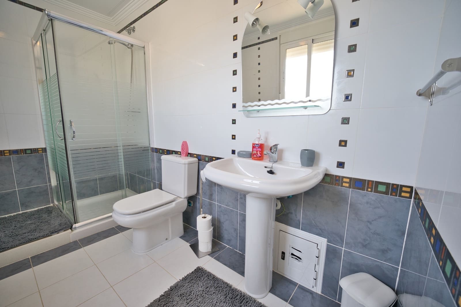 4 soveværelse Villa til salg i Ciudad Quesada med swimmingpool - € 645.950 (Ref: 9167385)