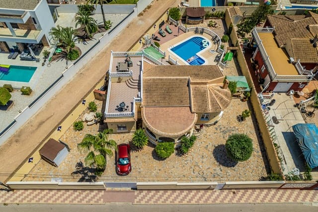 3 chambre Villa/Maison à vendre à La Siesta, Torrevieja avec piscine - 499 000 € (Ref: 9177186)