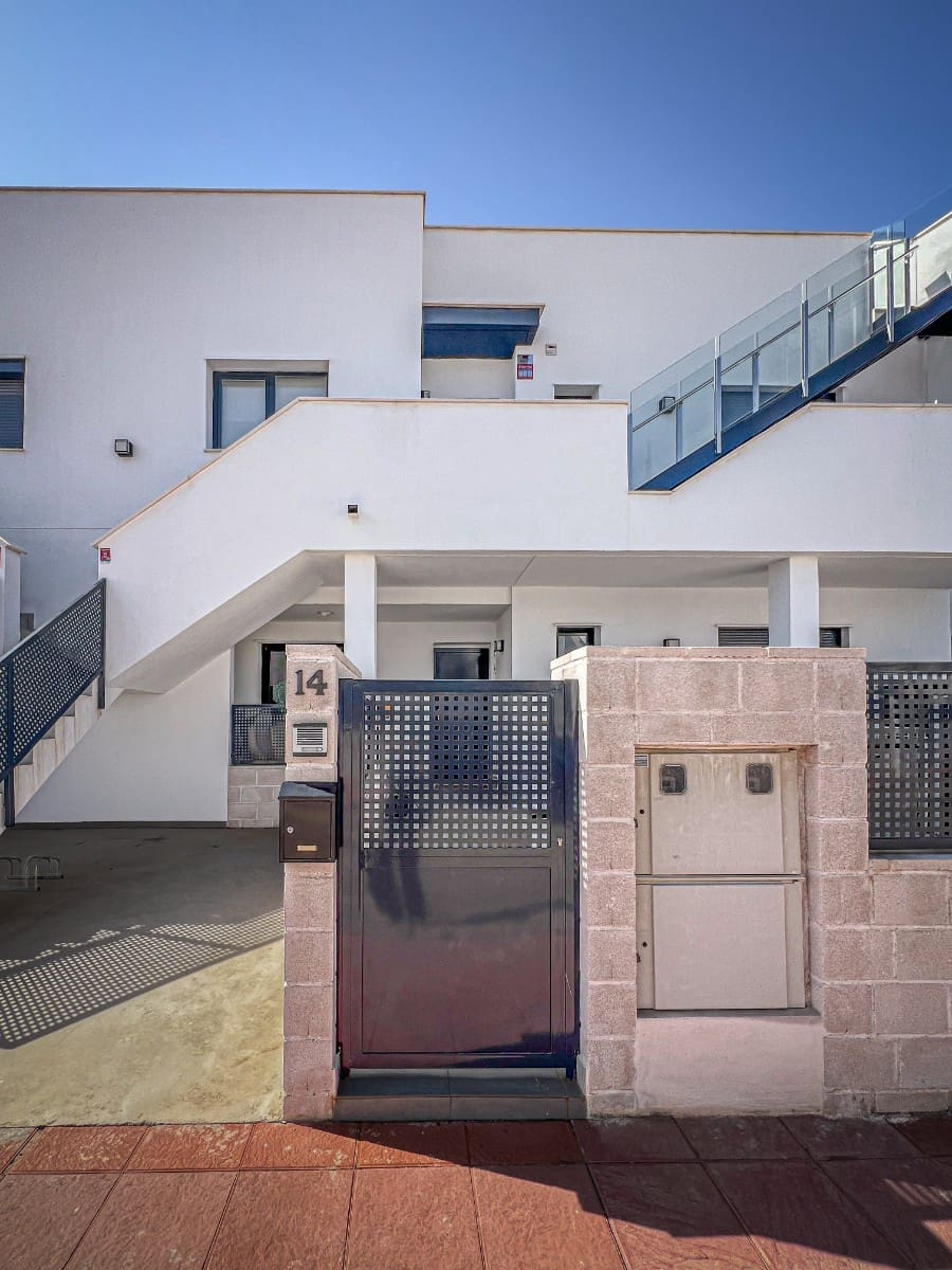 3 bedroom Apartment for sale in San Javier with pool - € 299,900 (Ref: 9177254)