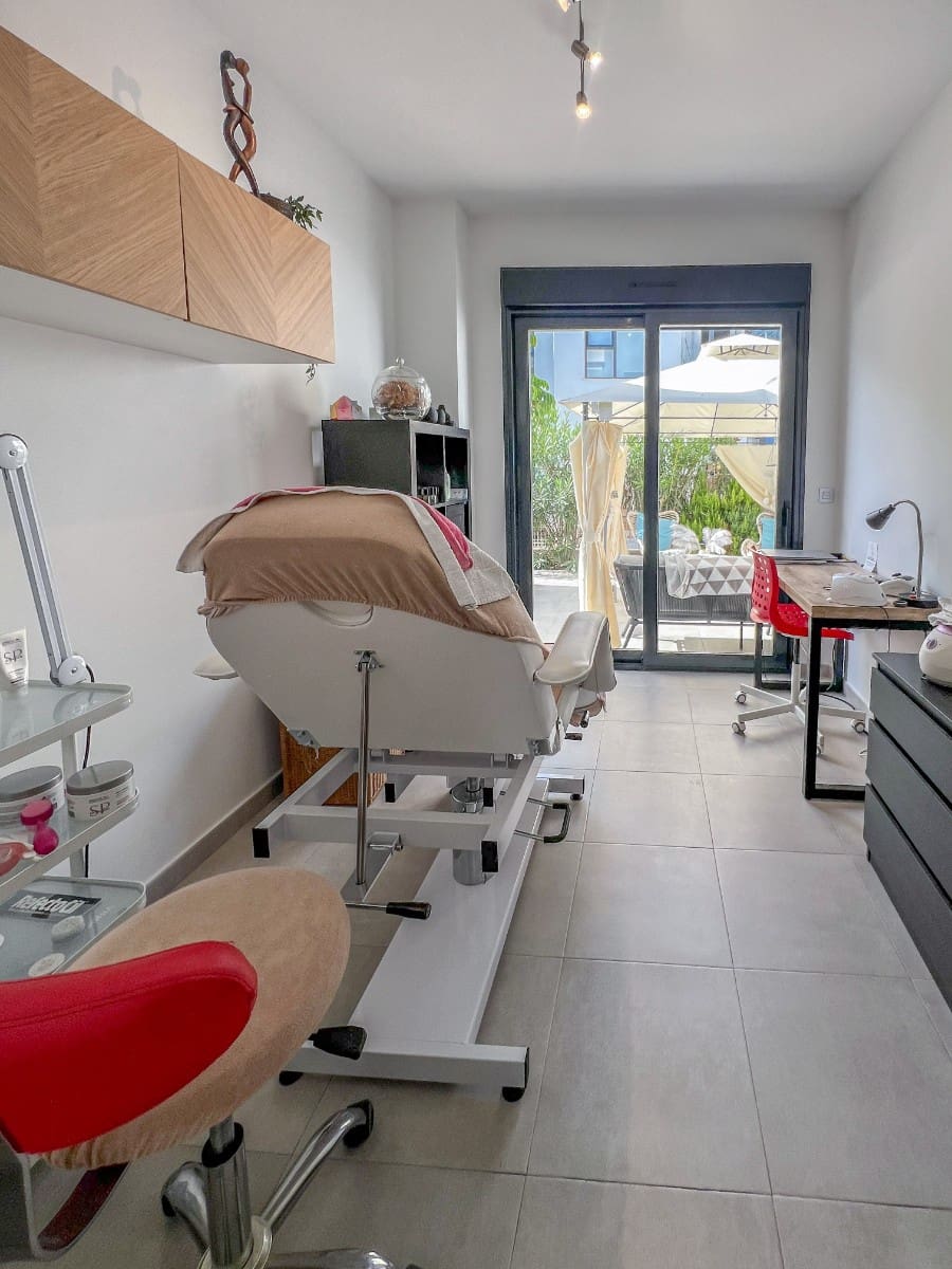 3 bedroom Apartment for sale in San Javier with pool - € 299,900 (Ref: 9177254)