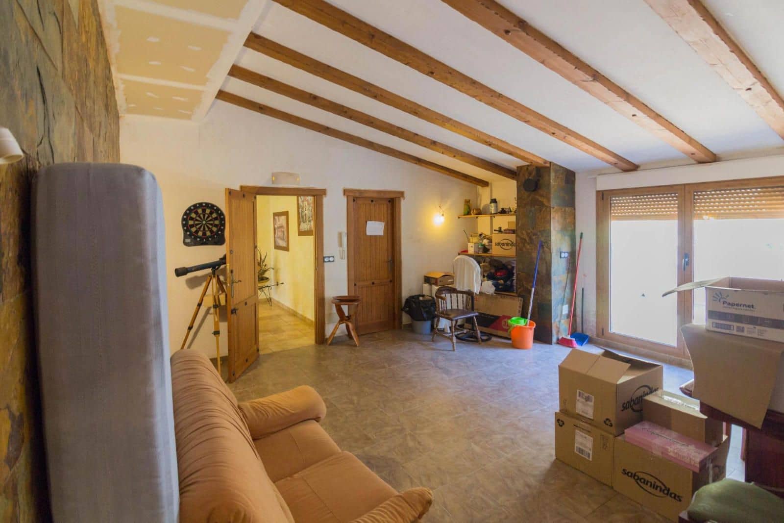 8 soveværelse Villa til salg i Redovan med swimmingpool garage - € 399.969 (Ref: 9180852)