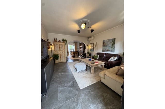 Pareado de 2 habitaciones en Doña Pepa, Rojales en venta - 250.000 € (Ref: 9187344)