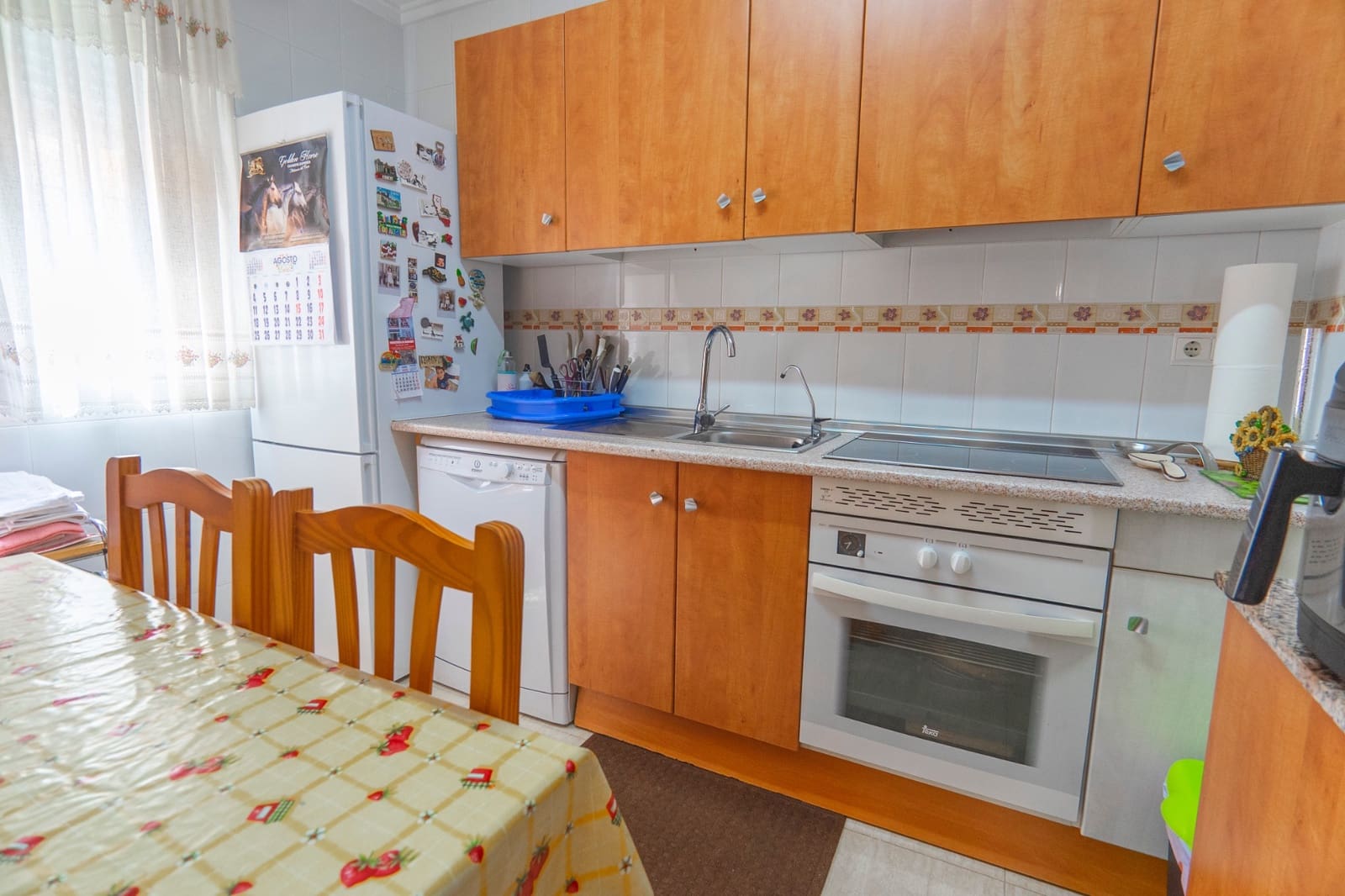 3 soverom Kjedet enebolig til salgs i Ciudad Quesada med svømmebasseng - € 219 950 (Ref: 9189784)