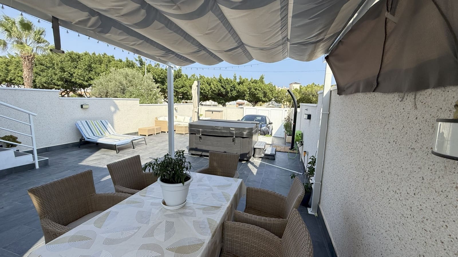 2 soveværelse Byhus til salg i La Zenia med swimmingpool garage - € 349.900 (Ref: 9190846)