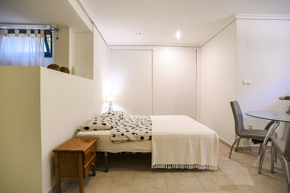 3 chambre Maison de Ville à vendre à Torrevieja avec piscine - 285 000 € (Ref: 9198352)