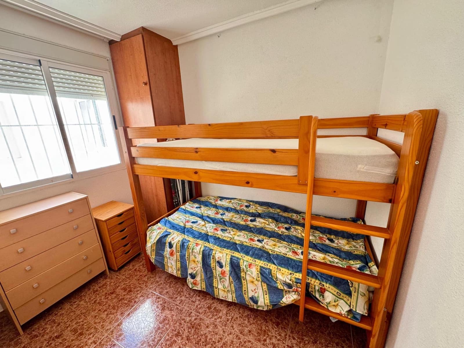 2 quarto Apartamento para venda em Torrevieja com piscina - 140 000 € (Ref: 9206263)